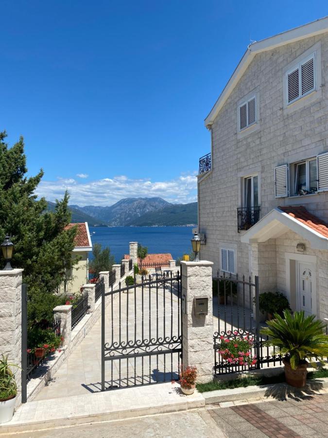 Villa Mare Apartments Tivat Luaran gambar