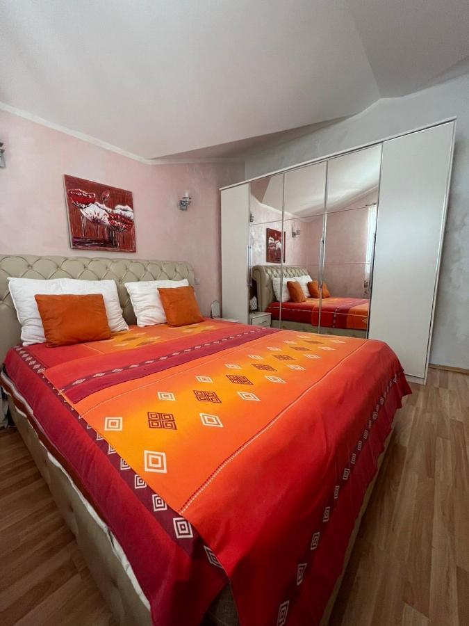 Villa Mare Apartments Tivat Luaran gambar