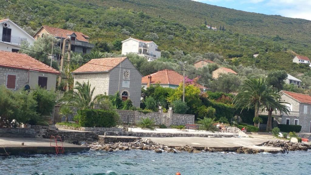 Villa Mare Apartments Tivat Luaran gambar
